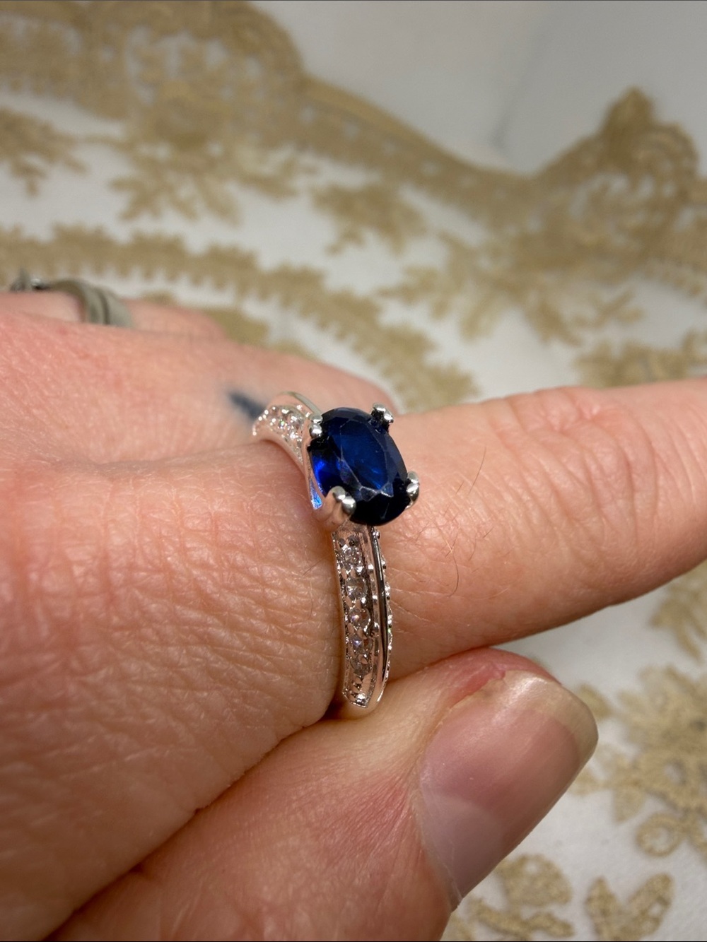 925 Sterling Silver 1ct Oval Created Sapphire Pavé Ring Size 7